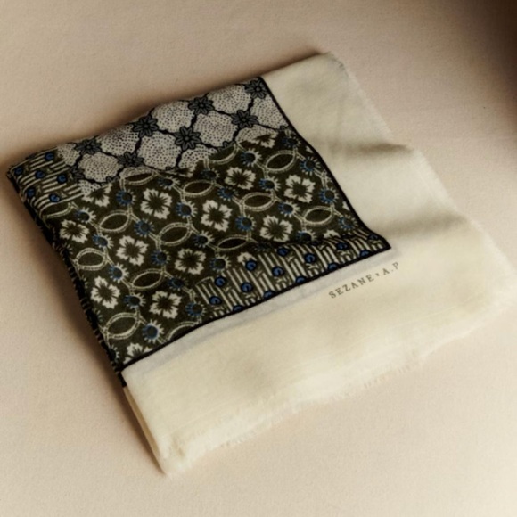Sézane x Antoinette Poisson NWT Pio Scarf in Dominote Patchwork Print - Picture 2 of 5